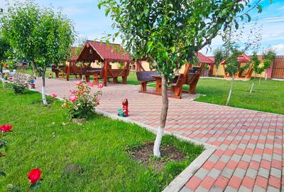 Compex turistic cu restaurant, spatiu cazare si de agrement, com Girov - 20
