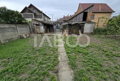 Casa de vanzare teren 412 mp garaj Terezian Sibiu COMISION 0 - 29
