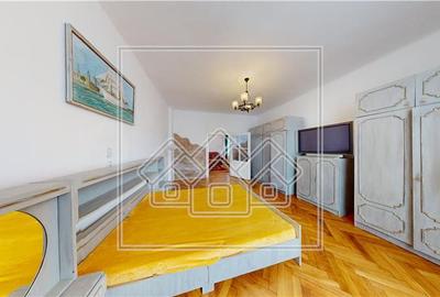 Apartament de vanzare in Sibiu - 2 camere, 20 mp gradina - Z. Centrala - 4