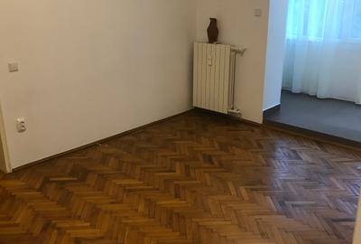 P-ta Victoriei/strada Mexic/metrou - 2