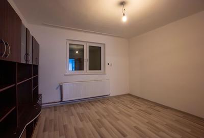 Casa Oradea 4 camere 1100 mp teren panouri si baterie de stocare - 4