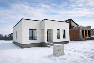 Casă individuală cu 4 camere în Berceni