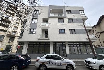 Bloc Piata Unirii - Pretabil rezidential, Airbnb, Hotel, Clinica medicala! NOU - 2