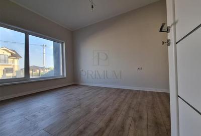 Duplex pe plan - 4 camere - zona linistita - terasa mare - 6