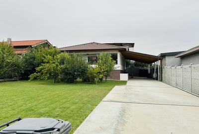 Casă cu 5 camere în Ovidiu