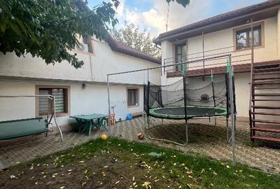 Casa de vânzare -zona Arcasilor - 2