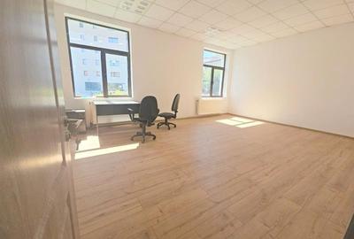 De inchiriat spatii birou  Arena Mall, Bacau - 1