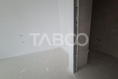 Apartament de vanzare 3 camere 3 bai zona centrala - predare la ALB - 5