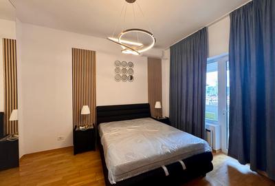 Apartament cu 3 camere decomandat, mobilat în P-ța Romană