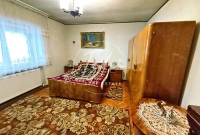 Casa  6 camere de vanzare str Samuel Micu Talmaciu - 8