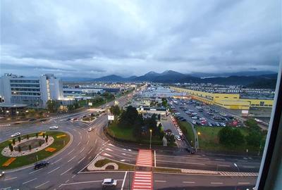 Inchiriere Garsoniera in bloc de apartamente, zona Astra, moderna - 5