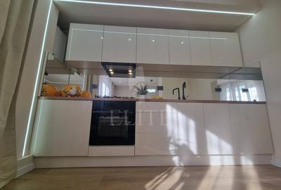 Apartament 2 camere în zona STRAZII HOREA - 10