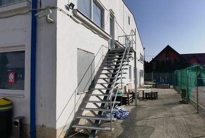 Spatii birouri/servicii - 24