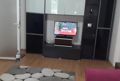 Apartament 2 camere de închiriat zona Tomis 3 - 8
