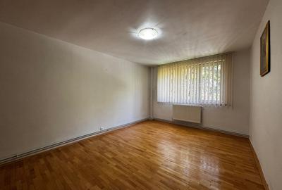 Apartament 3 camere 1 Decembrie 1918/Titan - complet renovat - centrala proprie - 12