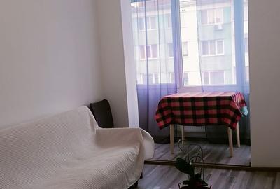 Apartament de închiriat – 3 camere, Piața Mihai Viteazu - 6