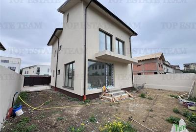 Vila  moderna, individuala cu 4 camere , 3 bai , Living , terasa acoperita, inca - 12