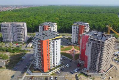 Penthouse cu 2 camere decomandat în Lipovei