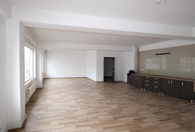 Vanzare Casa P+2+M construita in 2012 si 238 mp teren in Centrul Bucuresti - 1