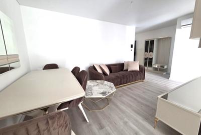 Apartament cu 3 camere semidecomandat, mobilat în Zorilor