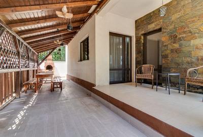 NOU! Vila P+1E CURTE 355 mp , 5 camere, PISCINA ! - 31