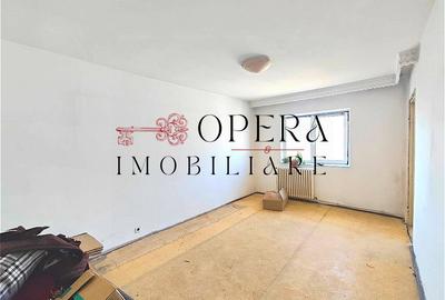 Apartament 2 camere+pod 100 m.p., decomandat, de vanzare, zona Podul de Fier - 2