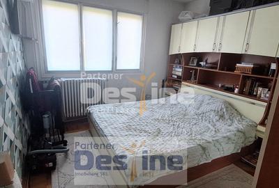 Apartament 3 camere Semidecomandat - 60mp, Etaj 4, Centrala termica - Podu Roș - 3