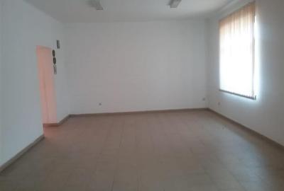 SPATIU COMERCIAL GROSI  400 MP - 6