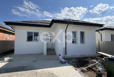 De vanzare casa parter zona linistita Crevedia - 3