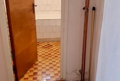 Vanzare apartament 4 patru camere semidecomandat - 5