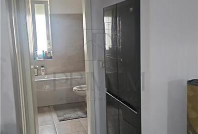 GIROC - 2 CAM - PARTER - PARCARE INCLUSA - ZONA EXCELENTA - 5