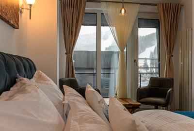 Apartament unic in PREDEAL – LUX, vedere la partie cu terasa si parcare - 8