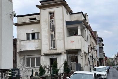 Apartament la etajul 1 in vila cu intrare separata din curte - 1