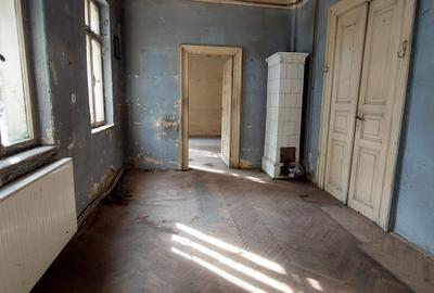 Universitate,Ultracentral, Comision 0, proprietate la curte - 7
