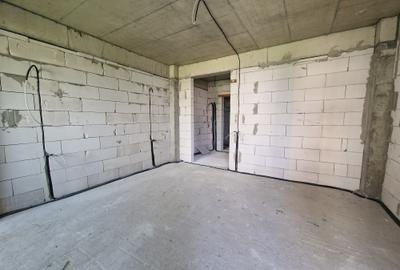 Mamaia Nord - Garsoniera 38mp la 100m de plaja, etaj 1 - 65000euro tva inclus - 6