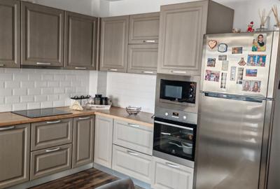 Apartament 3 camere, 82 mp utili, Subcetate, parcare + boxă - 1