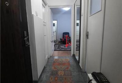 3 camere semidecomandat comision 0% metrou Gara de Nord, Hotel Ibis - 11