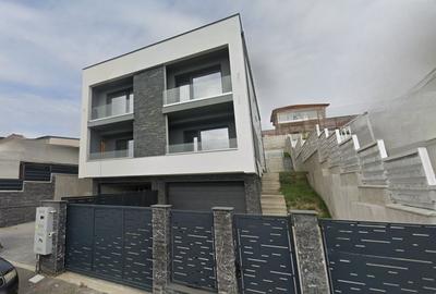Duplex de vanzare 119 mp, garaj, parcare, teren 300 mp, Iris - 1