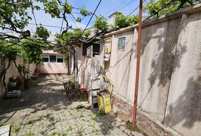 Faleza Nord - strada Unirii - teren 986 mp + casa (langa Scoala Colibri) - 14