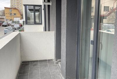 Proprietar, inchiriez apart. 2 cam (+parcare) bloc nou metrou Aparatorii Patriei - 9