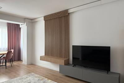 Apartament cu 2 camere decomandat, mobilat în Central