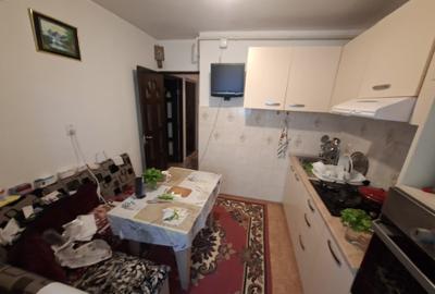 Apartament cu 3 camere decomandat, zona Frumoasa - 6