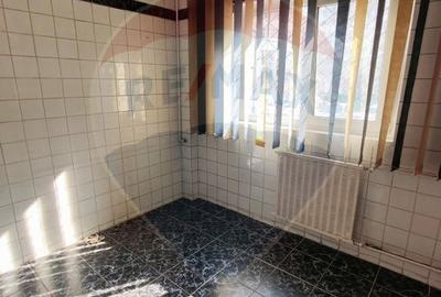 Apartament 3 camere - zona bine conectata - 6