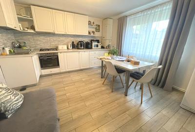 Casă individuală cu 4 camere în Central