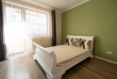 Apartament cu 4 camere decomandat, mobilat în Dâmbul Rotund
