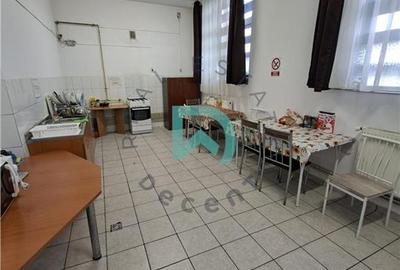 Imobil de închiriat – 18 camere | Ideal pentru muncitori, pensiune sau acti - 12