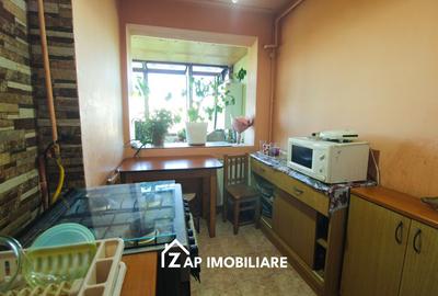 Aleea Carpati - 2 camere - decomandat - lift nou - 3