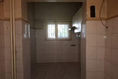 URGENT!, TEREN IN PROPRIETAE, RENOVATA IN 1996, NEGOCIABIL - 12