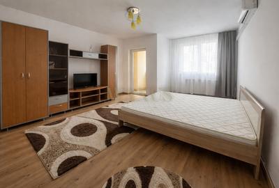 Garsonieră decomandată, mobilată în Calea Turzii