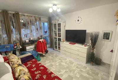 Apartament cu 2 camere decomandat în Șura Mare